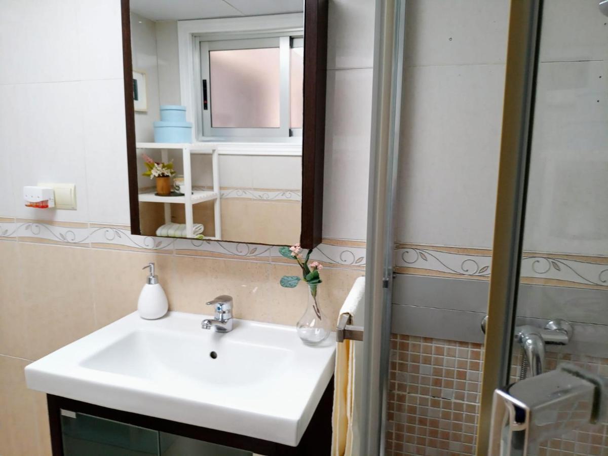 Espectacular Vivienda Junto A La Playa Y Paseo Maritimo En Almeria Exterior photo